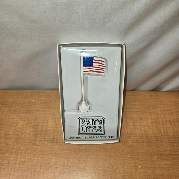 Department 56 Other - Department 56 Brite Lites‎ Lighted Village Accessory Flag Pole. Working!